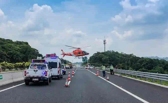色尼区高速公路汽车救援案例